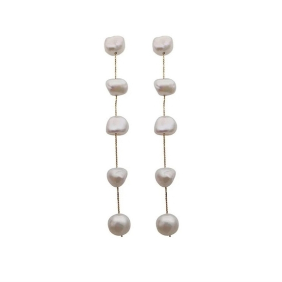 🔹️Camila Coelho🔹️ Multi Fresh Water Pearl  Gold Toe Drop Earrings - Picture 2 of 4